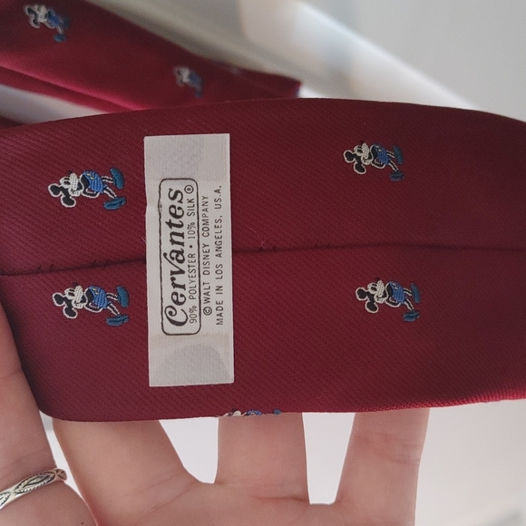 Vintage Mickey Mouse Tie - Picture 3 of 6